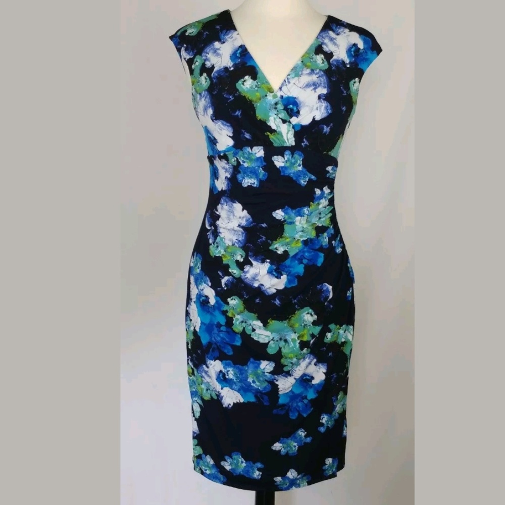 Lauren Ralph Lauren LRL
Faux Wrap Dress
Size 4